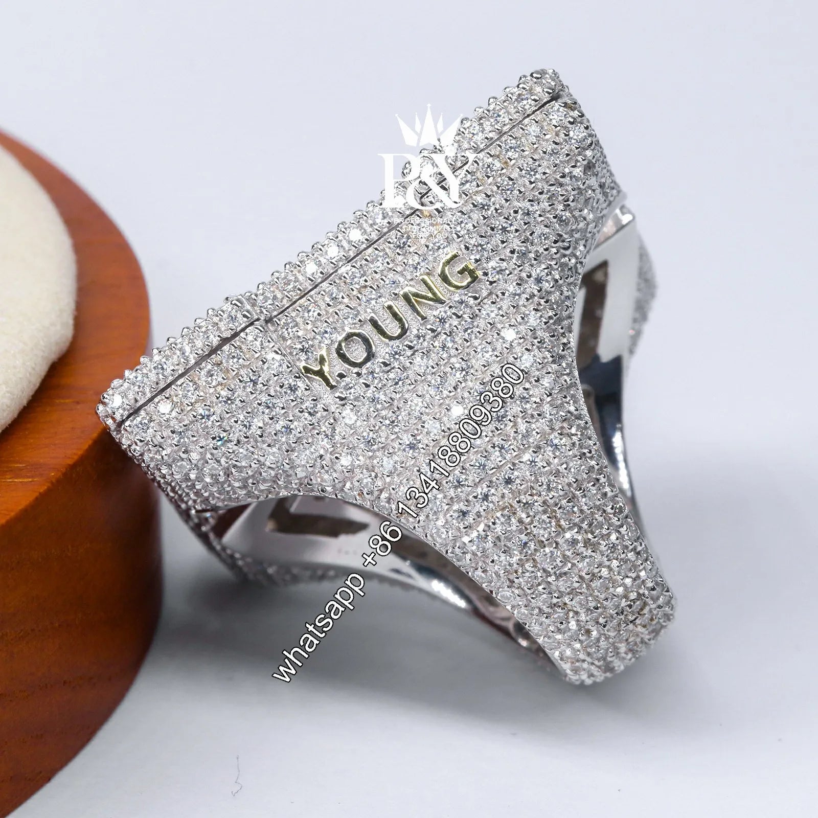 JEWE Customized 925 Sterling Silver Baguette Emerald Cut Diamond Iced Out Hand Setting Custom Vvs Moissanite Initial Letter Ring - HaaTFooT