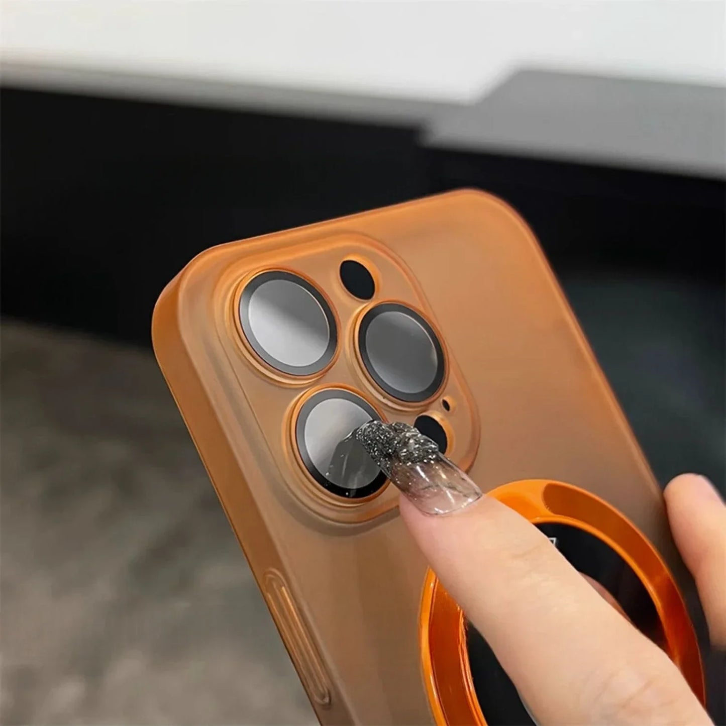 Luxury Gradient Bracket Magsafe Case - HaaTFooT